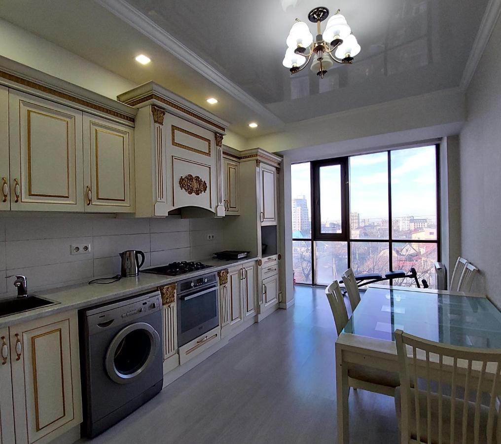 Elite Apartment In Street Mederova 50 Biškek Exteriér fotografie